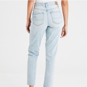 American Eagle light wash jeans